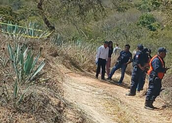 Encuentran sin vida a taxista desaparecido en Oaxaca; su unidad fue localizada en otro municipio