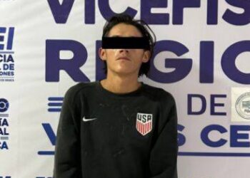 Detiene FGEO a hombre por robo en vehículo; investigan su relación con ola de “cristalazos” en Oaxaca