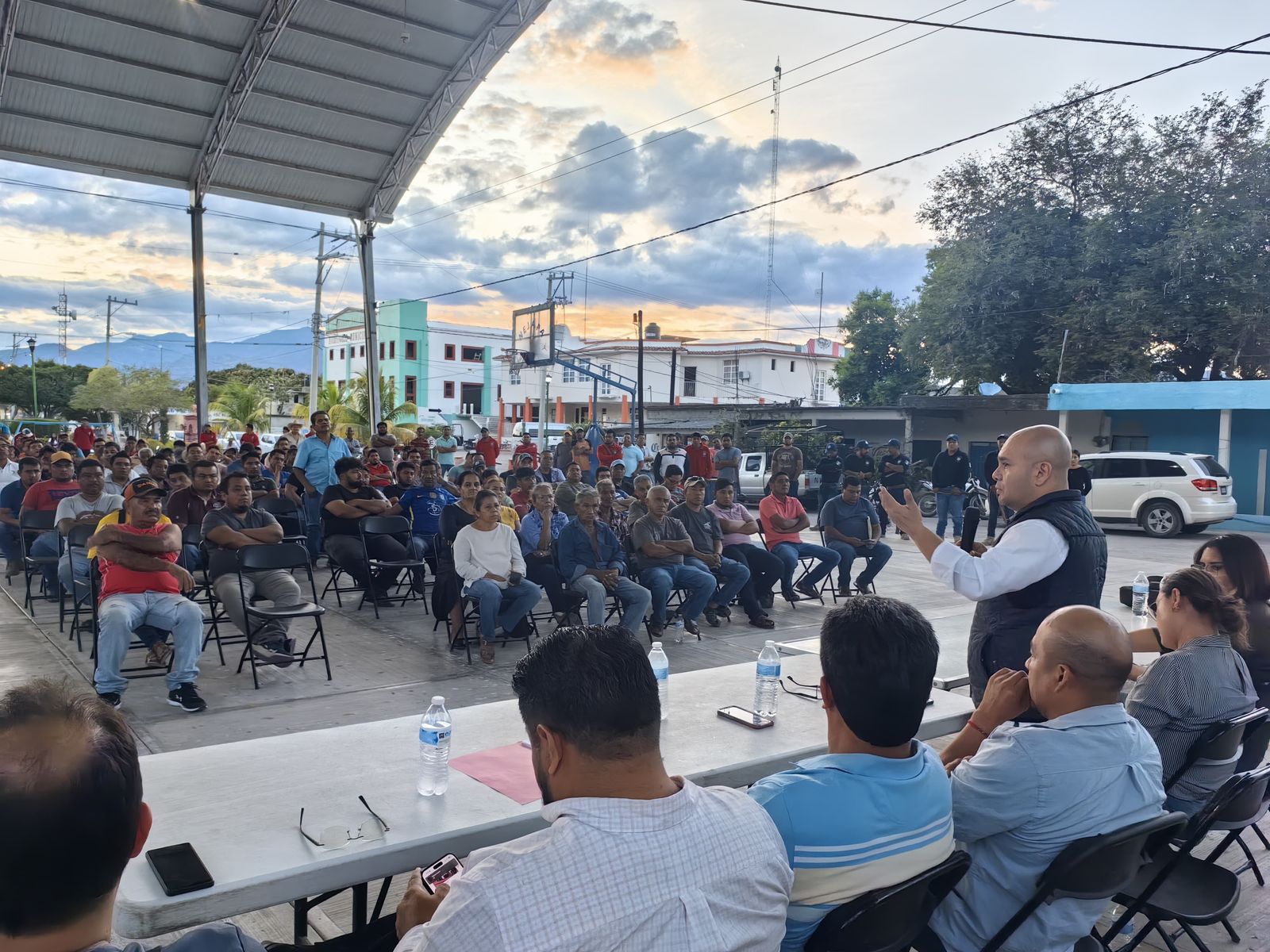 Impulsa Gobierno del Estado diálogo para solución del conflicto en Nejapa de Madero