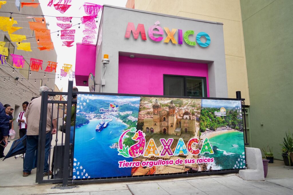 Muestran riquezas de Oaxaca en Ventana a México inaugurada en Consulado General de San Diego, California