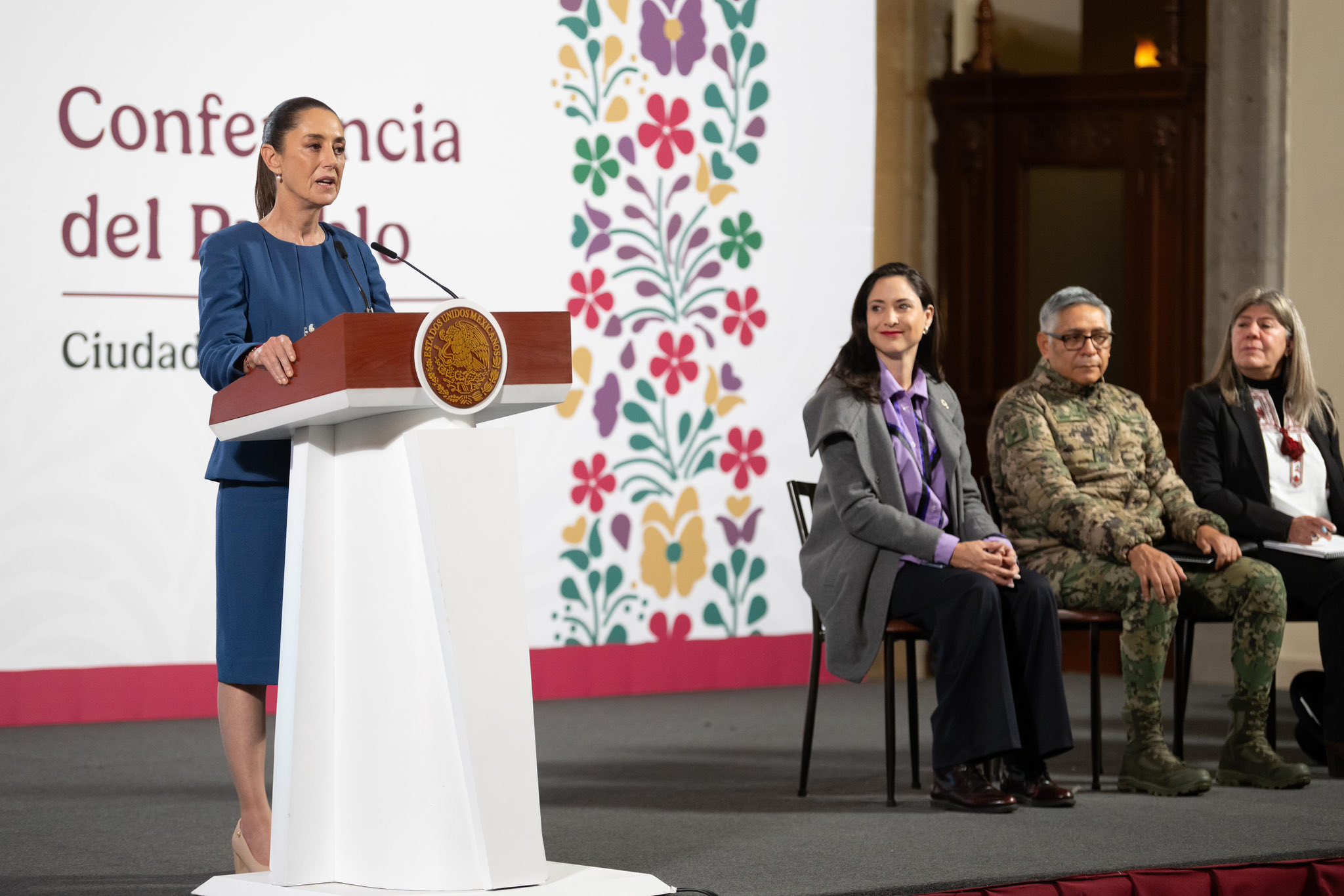 Impulsa Sheinbaum plan para artesanos con FONART y ferias