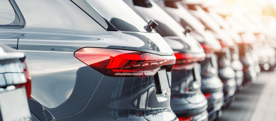 Trump suaviza aranceles a autos y autopartes tras presión de industria automotriz