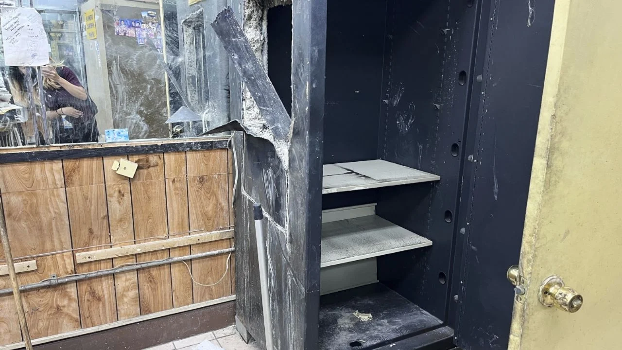 Perforan ladrones túnel para robar joyería en Los Ángeles