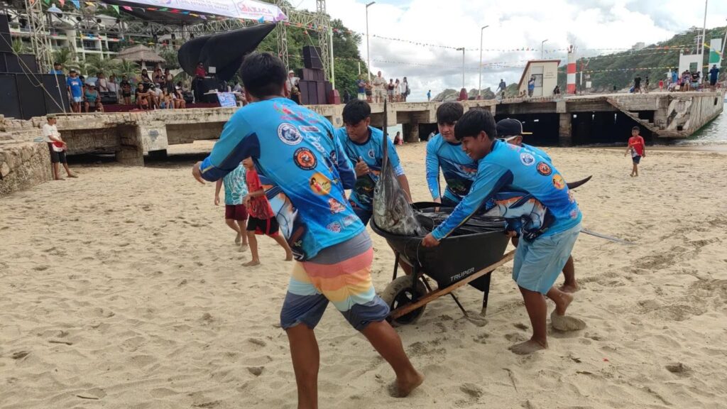 Invita Sectur al Segundo Torneo de Pesca en Puerto Ángel
