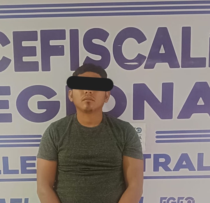 Obtiene FGEO prisión contra policía municipal detenido en operativo «Juchitán Seguro»; aseguran armas y drogas