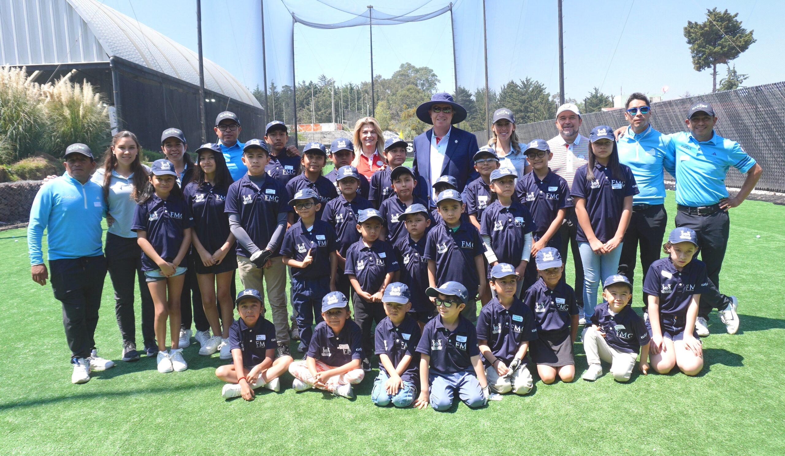 Abre Federación Mexicana de Golf escuelas públicas para niños de escasos recursos