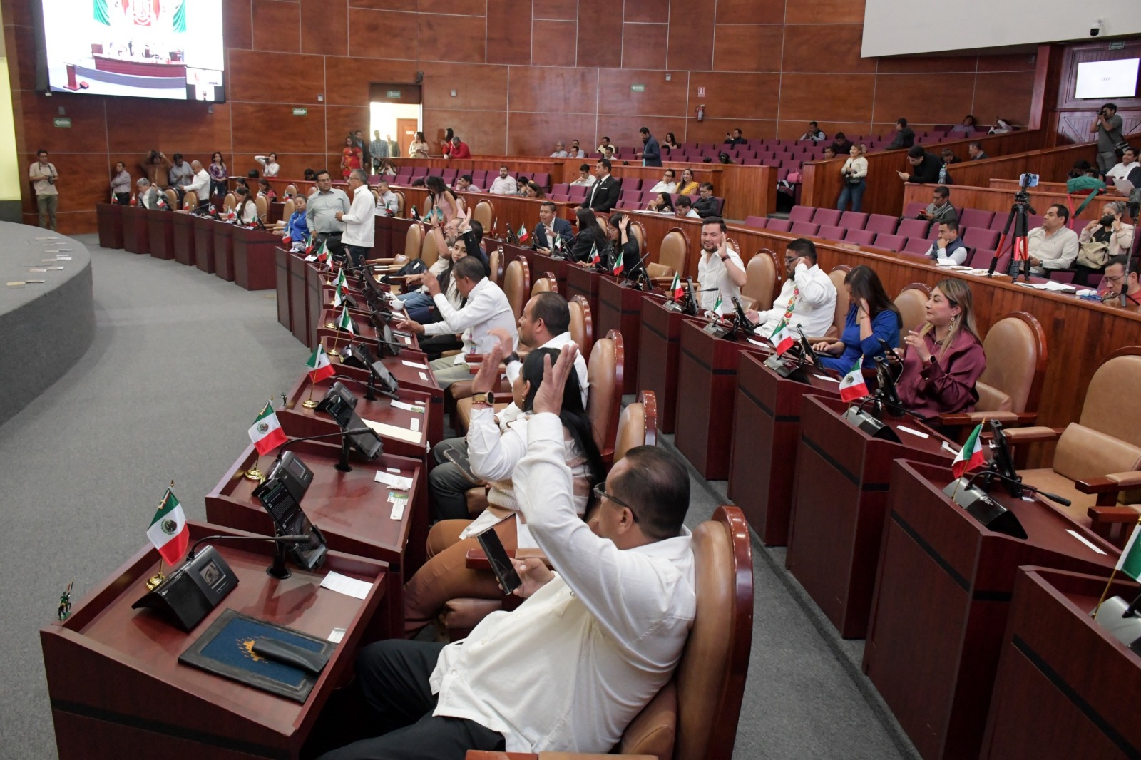 Reforma Congreso de Oaxaca ley para incluir a mujeres indígenas y afromexicanas en cargos comunitarios