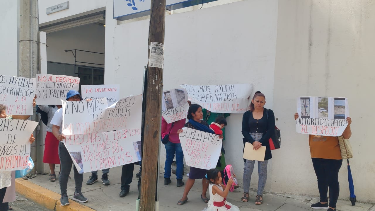 Piden habitantes de La Primavera justicia ante desalojos forzados