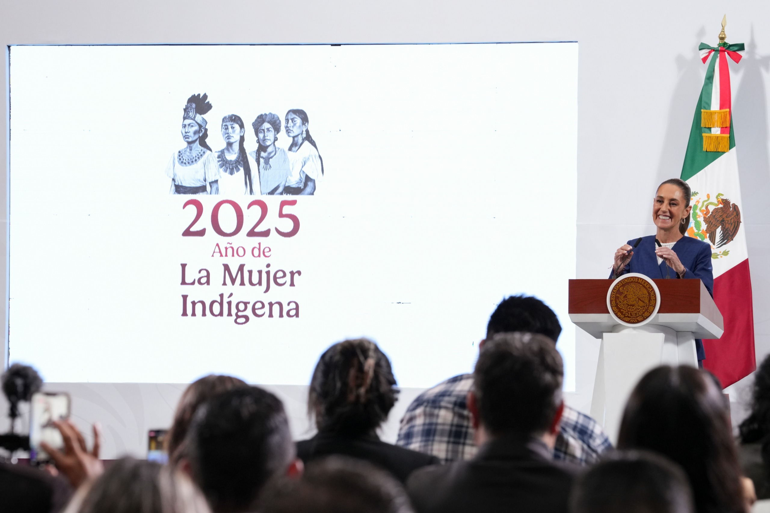 Rechaza Sheinbaum caer en provocaciones de la CNTE y anuncia diálogo