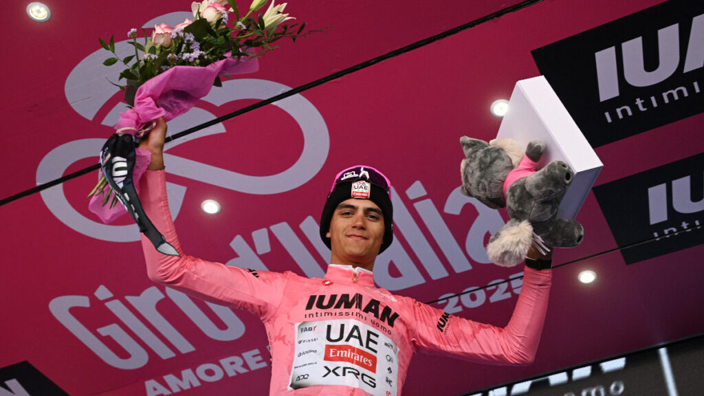 Alcanza Isaac del Toro un histórico subcampeonato en el Giro de Italia 2025