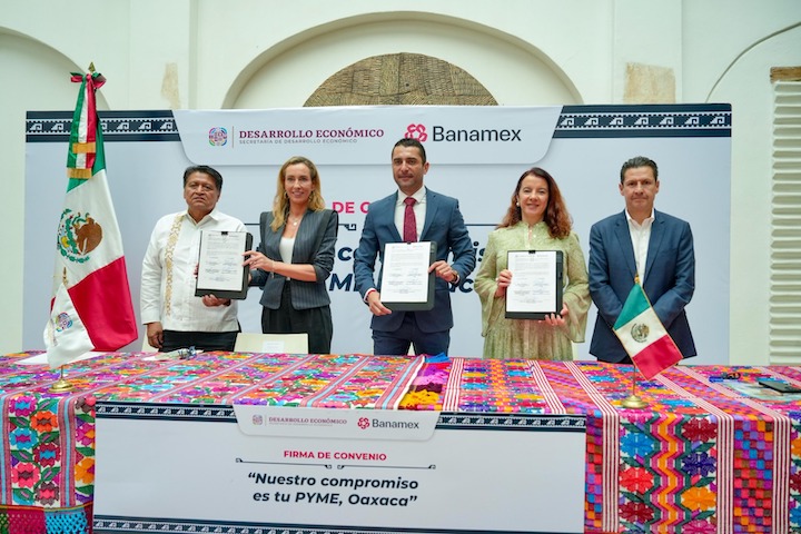 Firman Gobierno de Oaxaca y Banamex convenio para fortalecer al sector empresarial con financiamiento preferencial