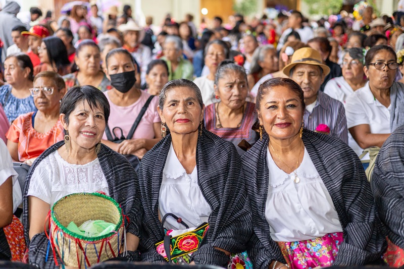 Anuncia DIF Oaxaca segunda edición de la Guelaguetza de personas mayores “Toz Nakchho”