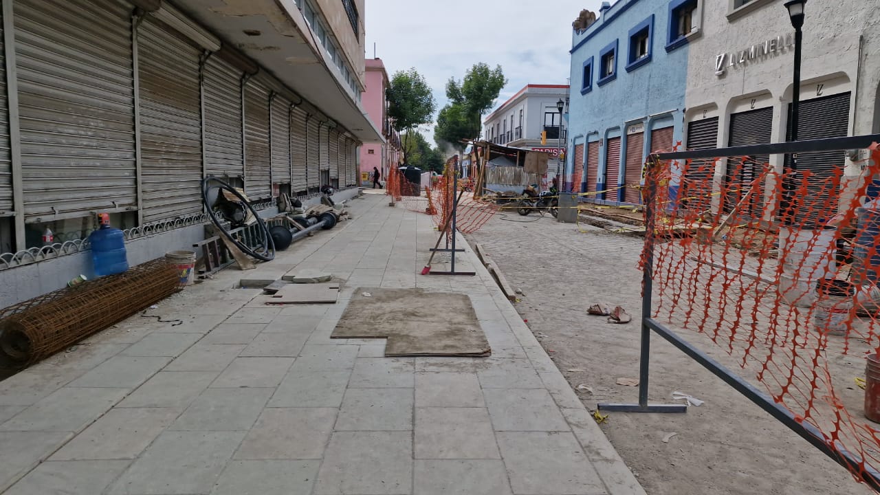 Avanzan en rehabilitación de calles Colón y Las Casas