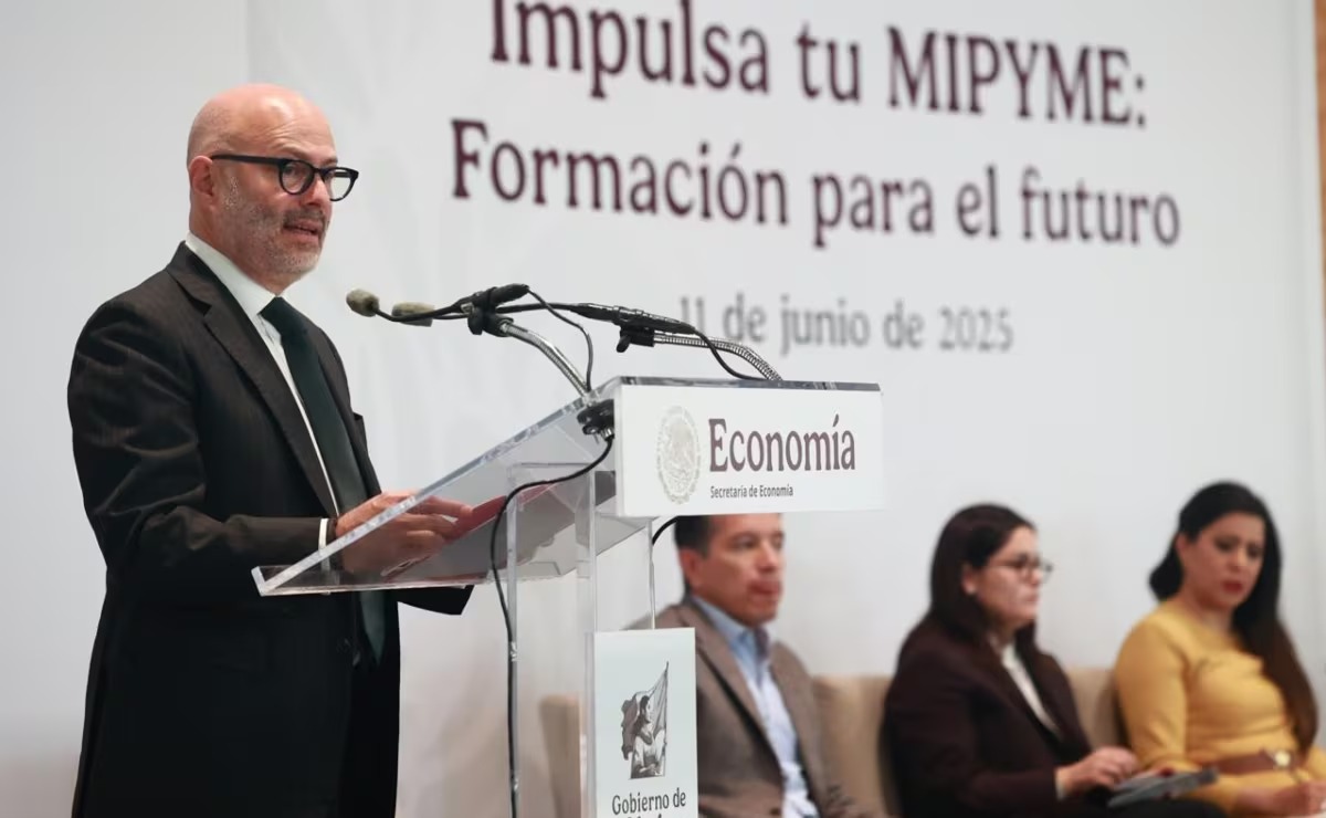 Impulsa Santander crédito a mipymes ante desaceleración económica