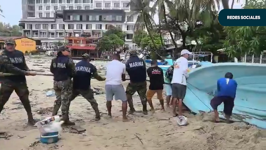 Auxilia Marina a pescadores de Puerto Escondido tras impacto del huracán Erick