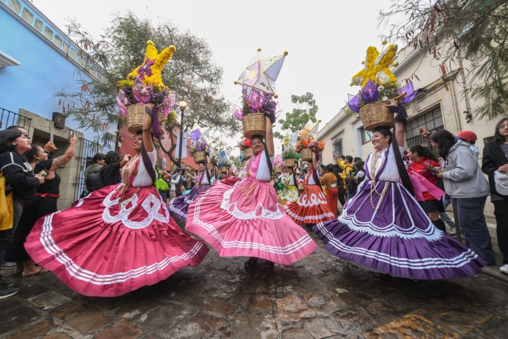 Alegría, tradición y cultura se vivieron en el tercer Convite de la Guelaguetza 2025