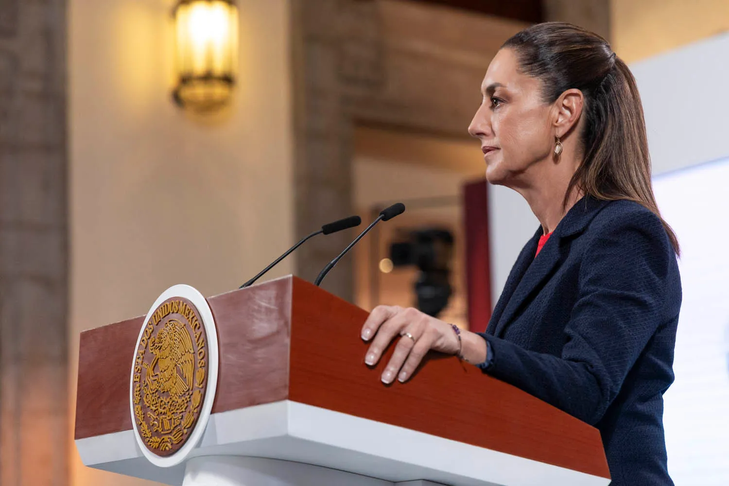 Promete Claudia Sheinbaum indagar a fondo el decomiso de combustible