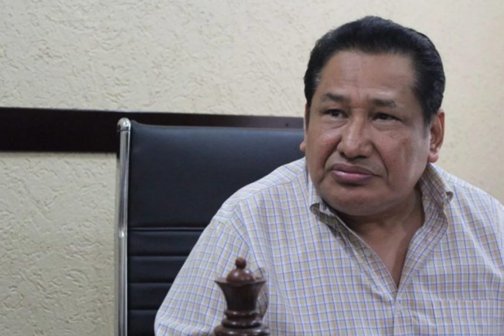 Remueven a fiscal de Ayotzinapa por señalamientos de corrupción