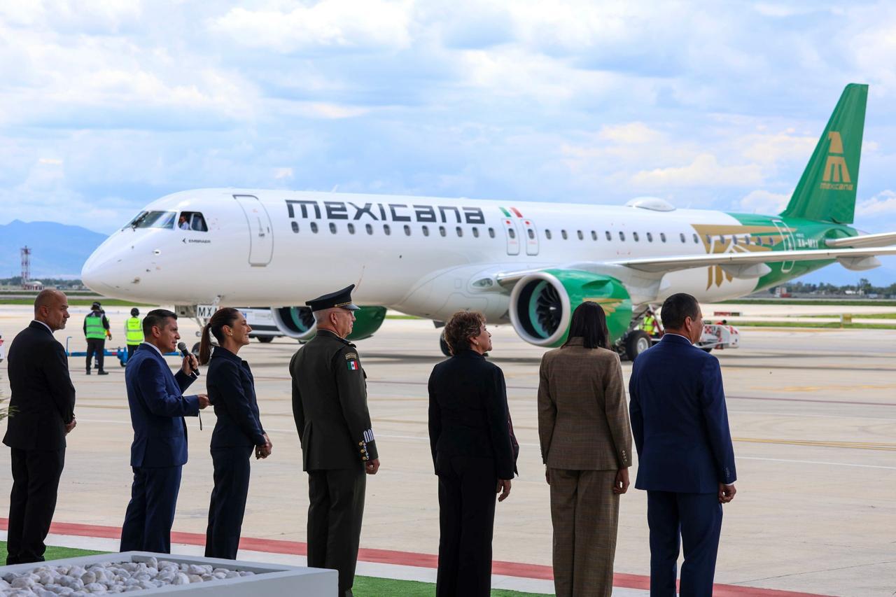Ceremonia de bienvenida de la aeronave Embraer E-195e2