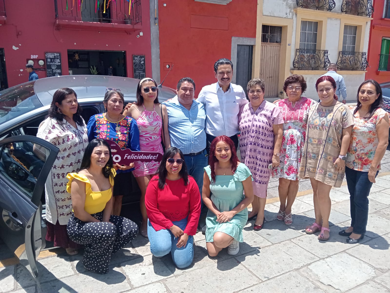 Entrega el Municipio de Oaxaca de Juárez premios del Sorteo Vecino Cumplido, Vecino Comprometido
