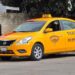 Captan a taxista del ADO orinando en vía pública en la Colonia Reforma