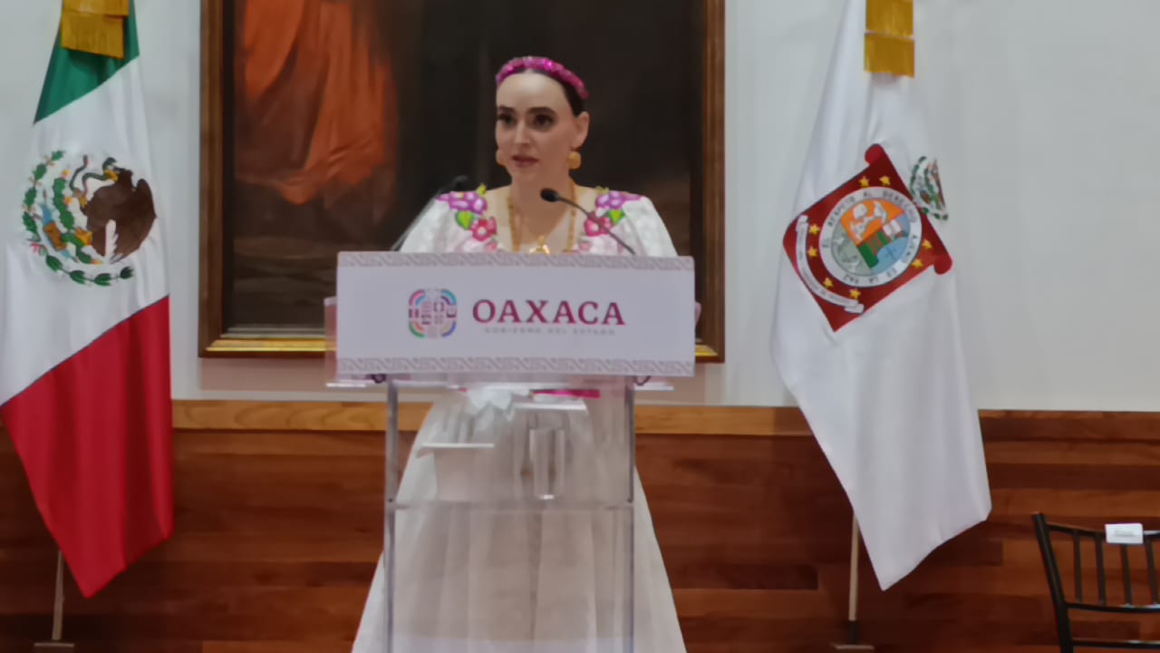 Impulsa Altagracia Gómez inversión en construcción en Oaxaca