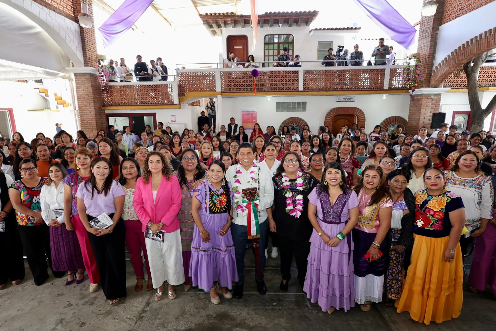Inaugura Salomón Jara el Centro Libre y la Asamblea Voces por la Igualdad en Xoxocotlán