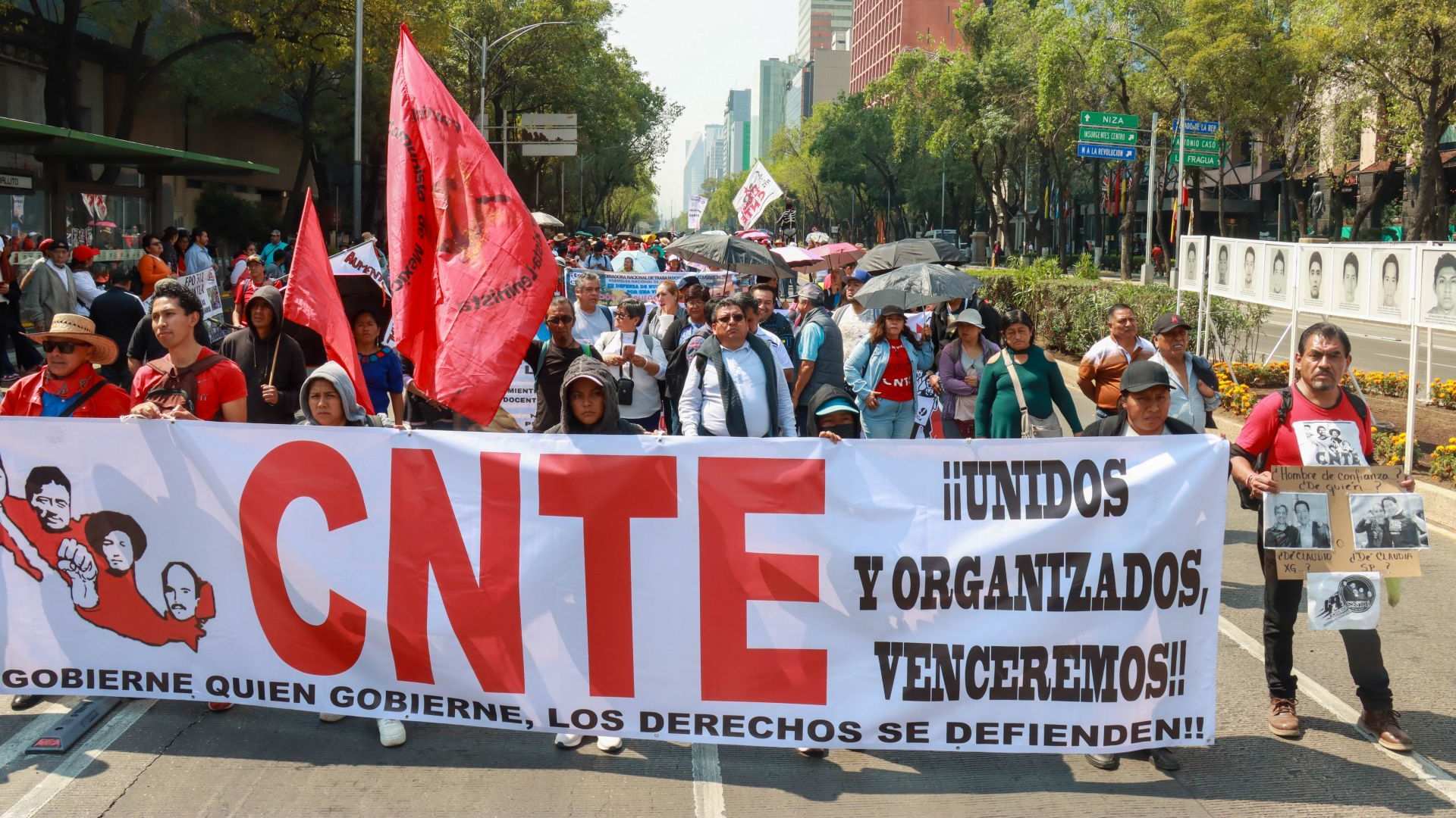 Exige CNTE solución a demandas tras marcha en CDMX