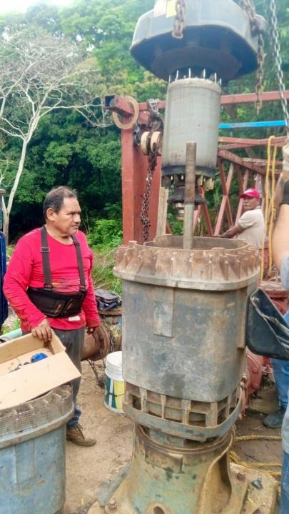 Restablece Ceabien servicio de agua potable en Matías Romero