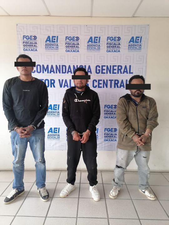 En Operación Cazador, detienen a tres sujetos por el delito de robo a negocio