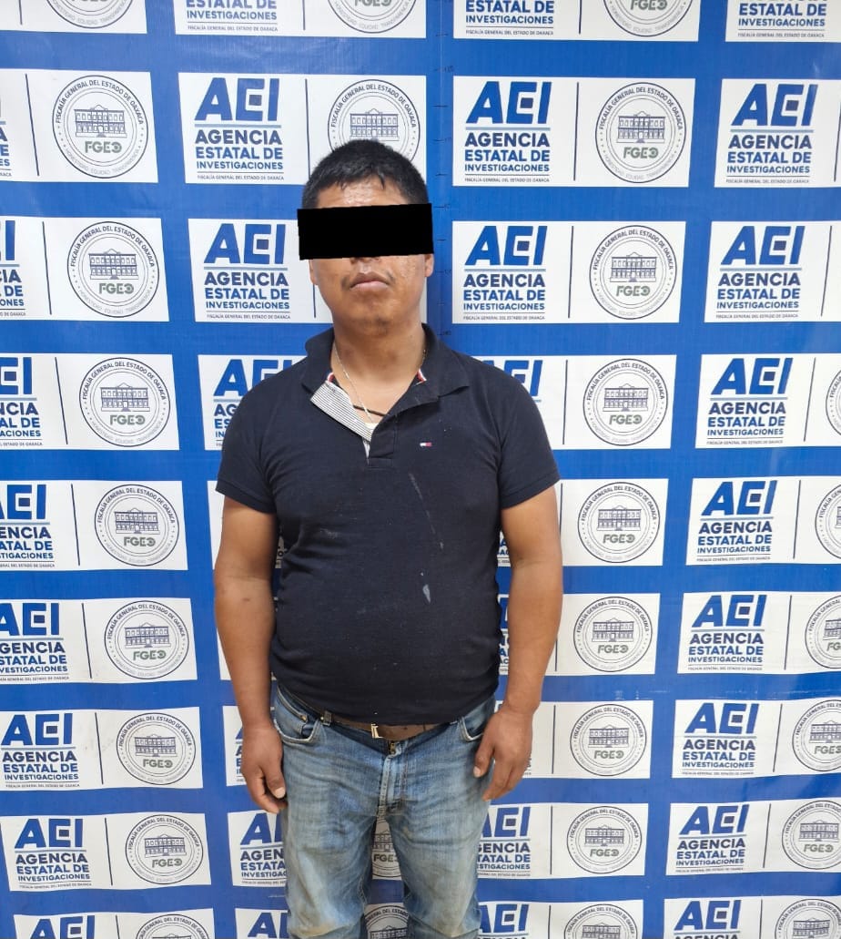 Fiscalía de Oaxaca detiene a líder de banda dedicada a robo de vehículos en la capital