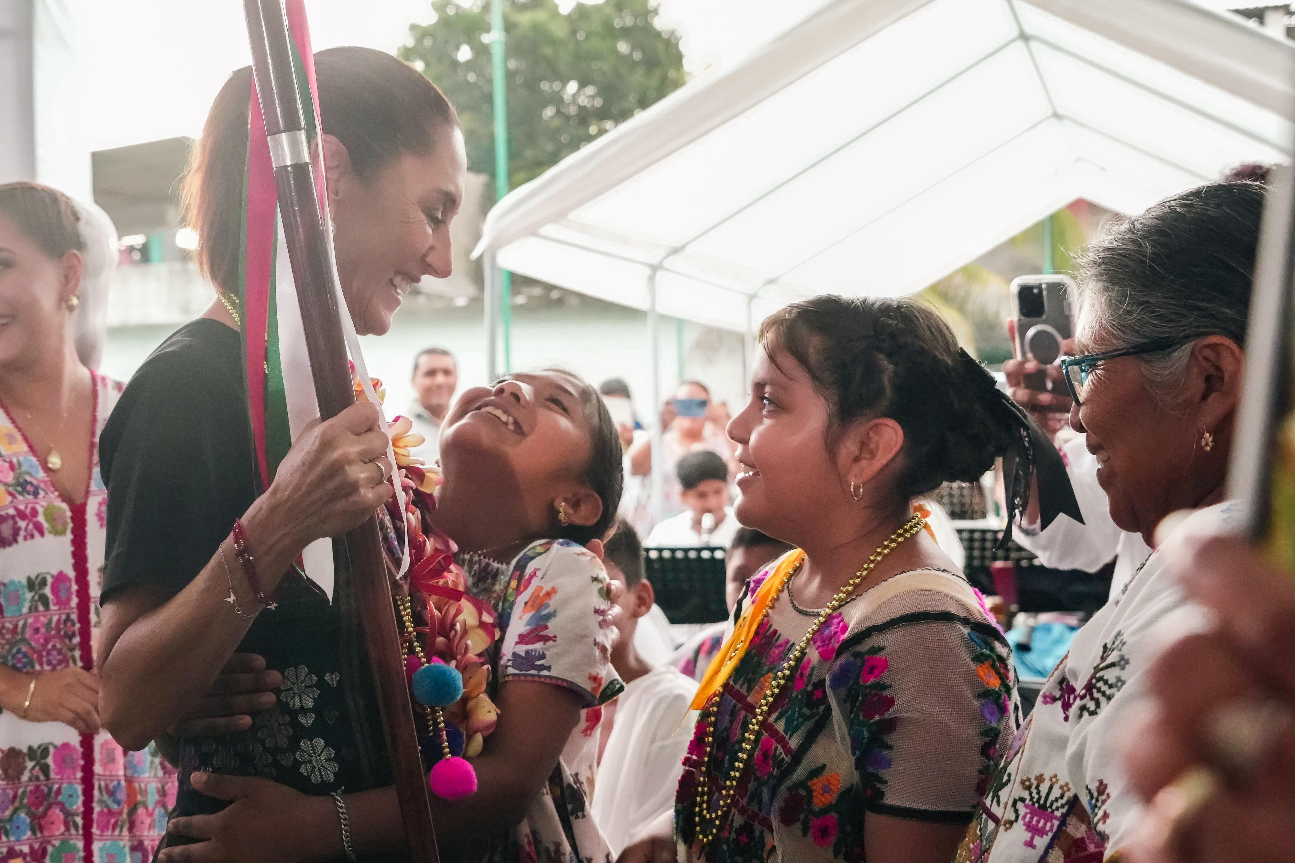 Con el Marinabús celebramos que el puerto de Acapulco está vivo, fuerte y lleno de futuro: presidenta Claudia Sheinbaum