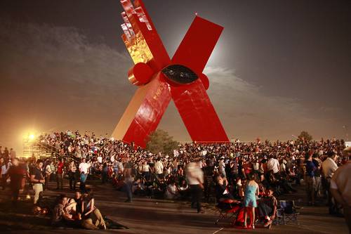 Celebran fans a Juan Gabriel con festival en Ciudad Juárez