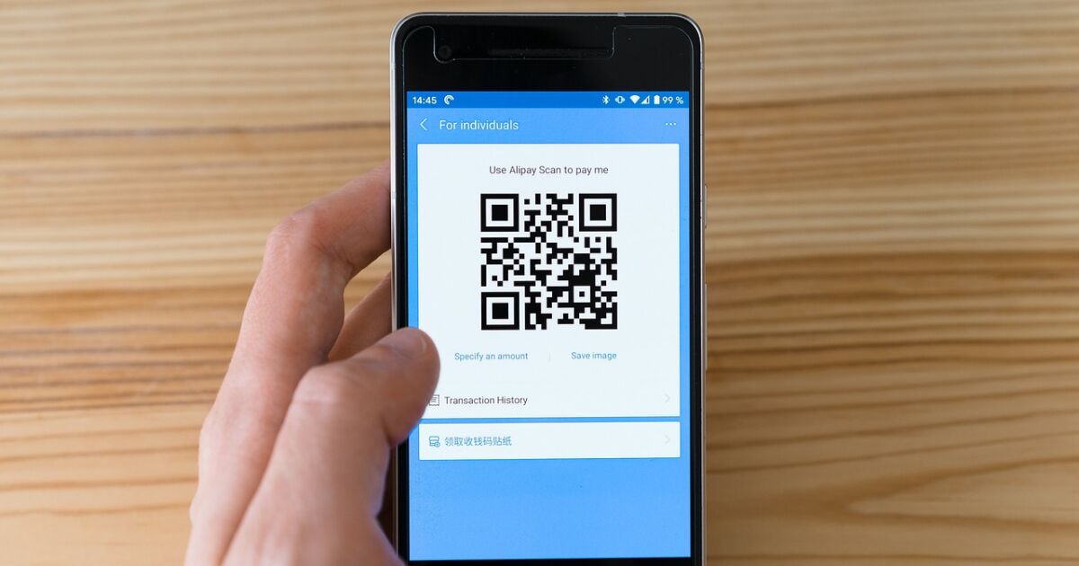 Caen servicios digitales de Banco Azteca, Santander y BBVA