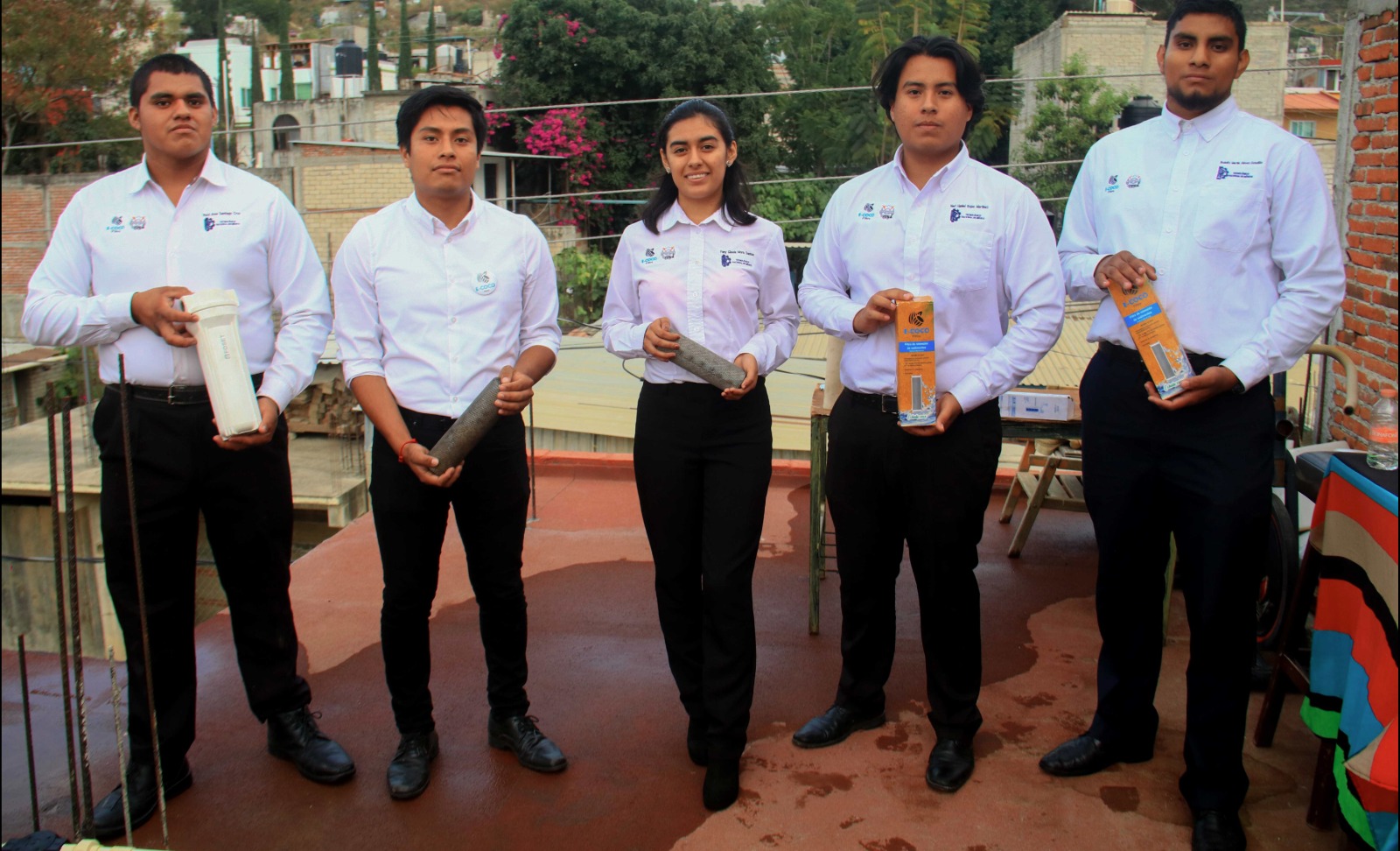 Representan estudiantes oaxaqueños proyecto ecológico en Brasil