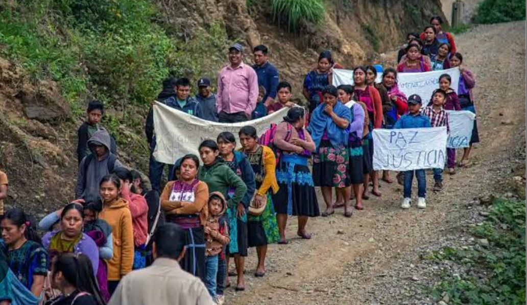 Regresan indígenas mixes a Oaxaca tras décadas de conflicto territorial