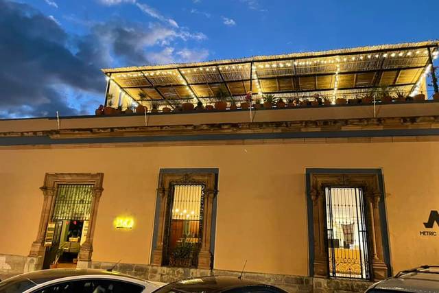 Analiza ayuntamiento de Oaxaca reformas para regular terrazas comerciales
