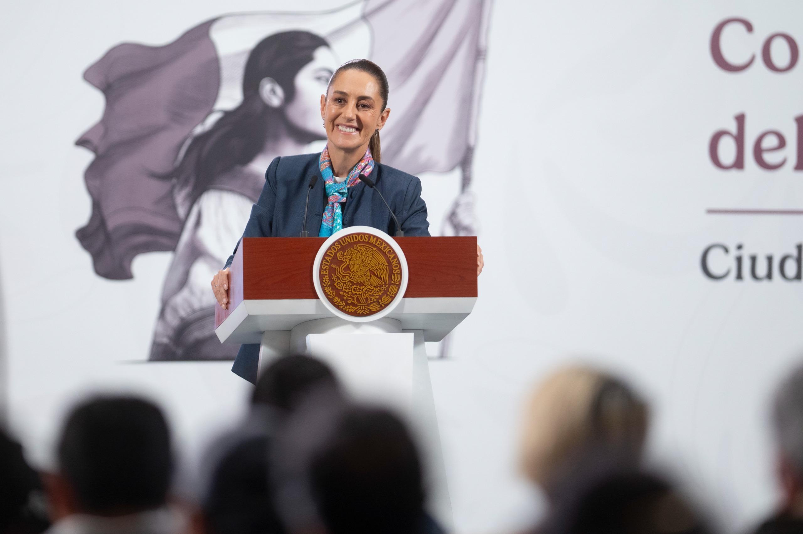 Se presenta decreto en apoyo a pequeños productores agrícolas; orden en concesiones desprivatiza 4 mil millones de m3 de agua