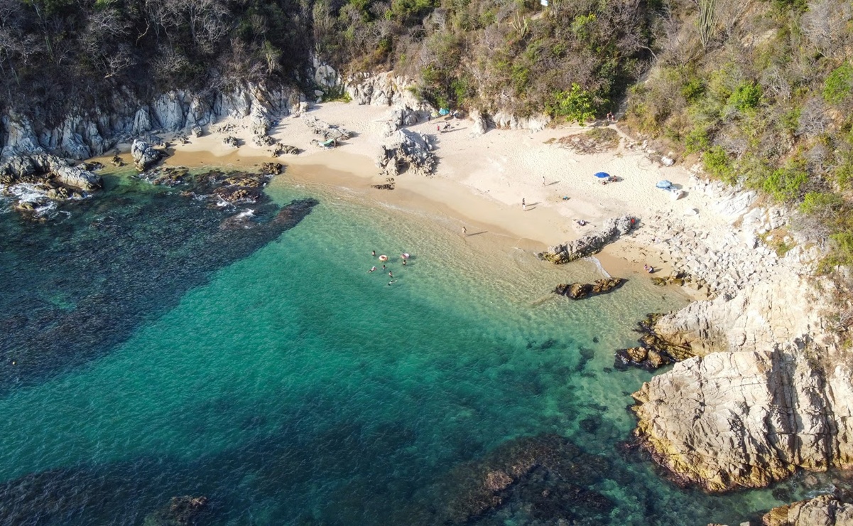 Visita Playa El Violín: Naturaleza y calma en el Pacífico mexicano