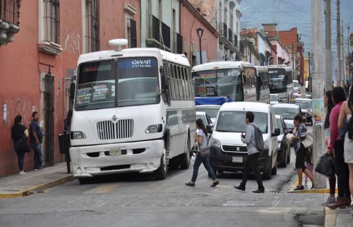 Aprueba Congreso de Oaxaca plazo para regular concesiones de transporte