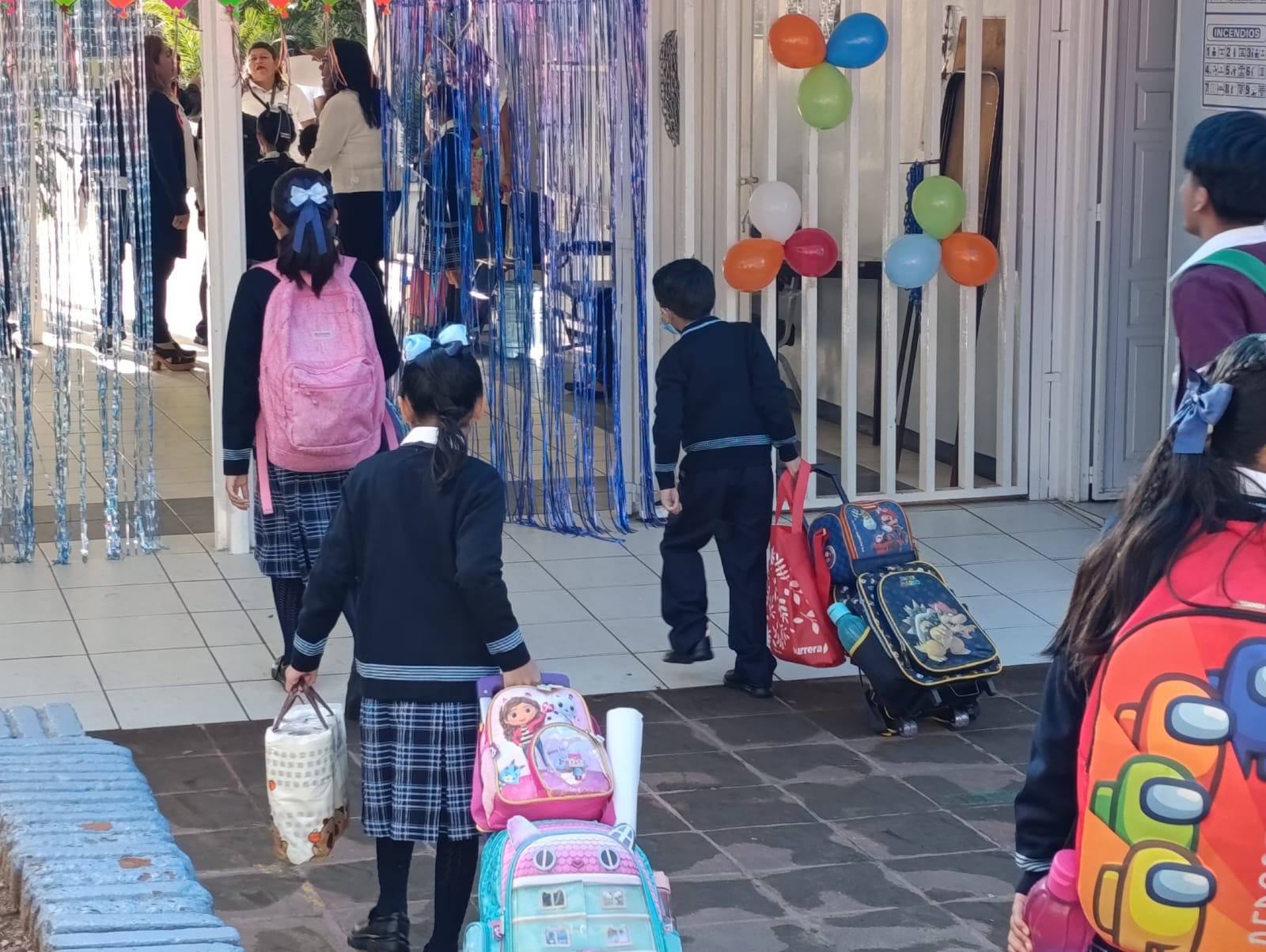 Regresan a clases más de 800 mil estudiantes en Oaxaca