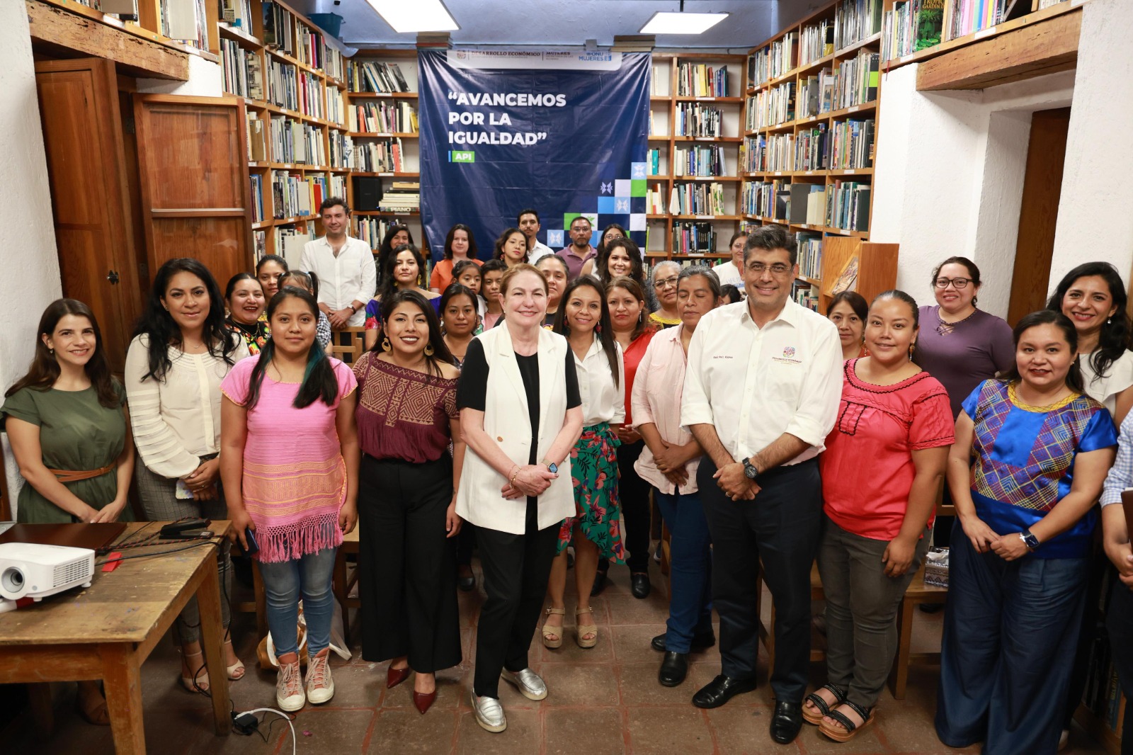 Impulsa Gobierno de Oaxaca desarrollo económico de mujeres con “Avancemos por la Igualdad”