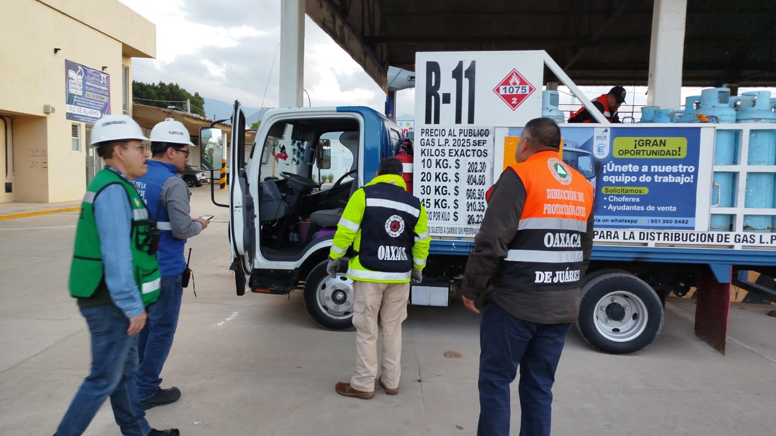 Protección Civil realiza revisión de transporte de gas LP en Oaxaca