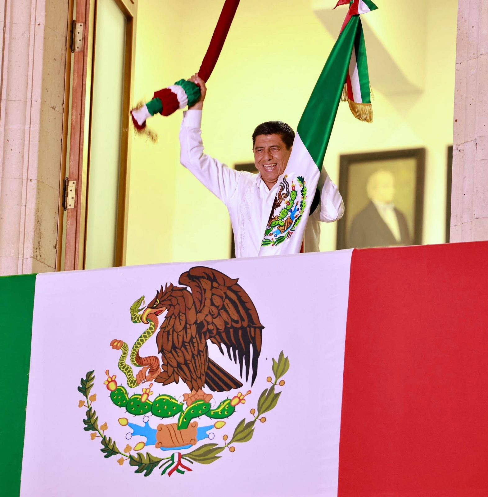 Salomón Jara reivindica a las mujeres en el Grito de Independencia