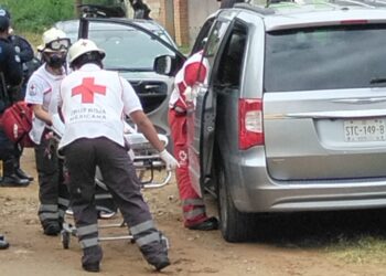 Les1onan a adulto y a menor con 4rma de fueg0 en Pueblo Nuevo