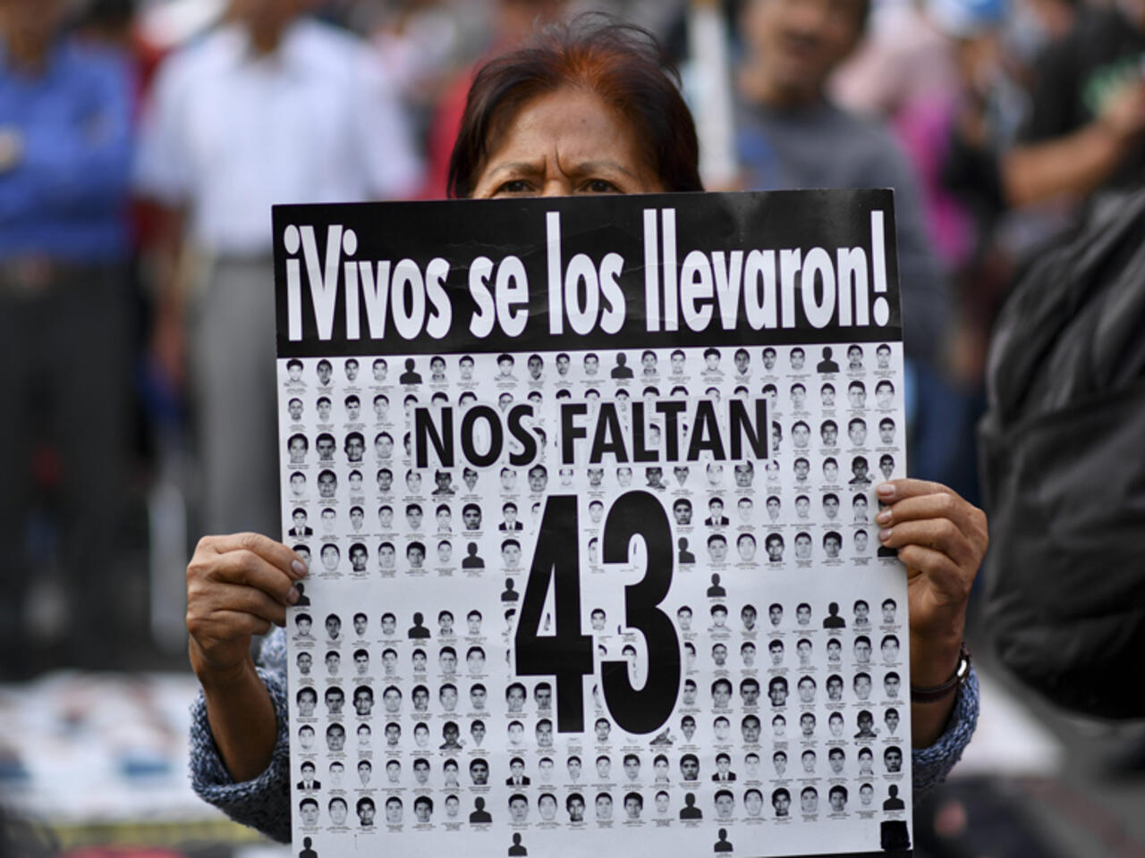 Lleva Ayotzinapa 11 años en impunidad con fiscal inexperto