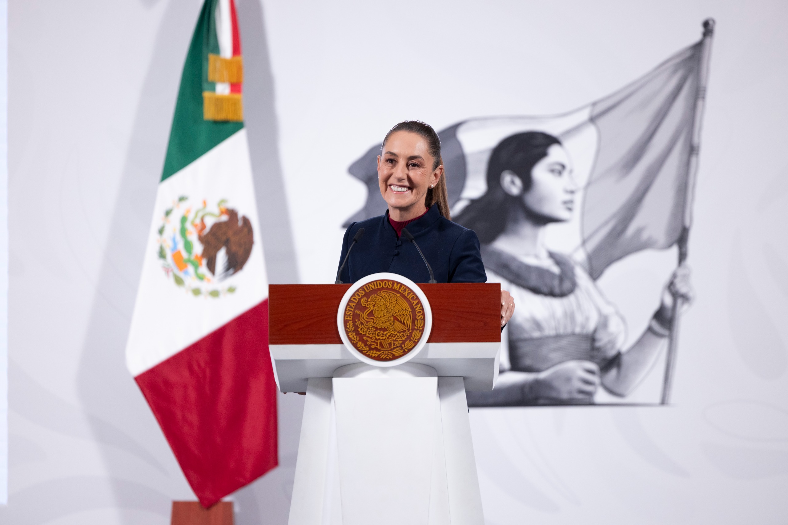 Se destina toda la fuerza del estado mexicano para garantizar el apoyo a la población afectada por las lluvias: presidenta Claudia Sheinbaum