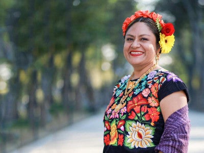 Participa Irma Pineda en foro sobre lenguas indígenas en Monterrey