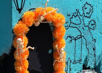 “El ratoncito Pérez” recibe a sus muertos en el corazón del barrio mágico de Jalatlaco