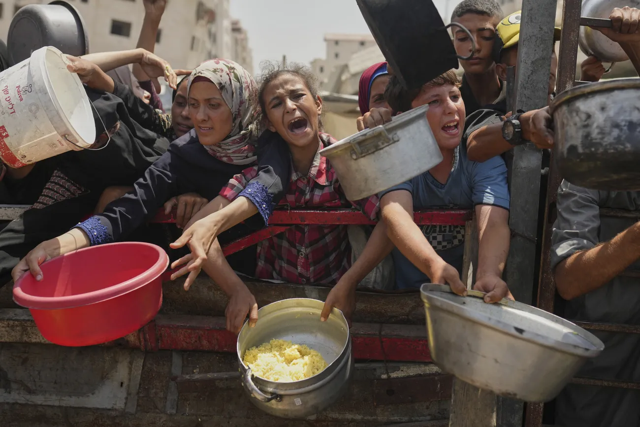 Denuncia OMS: hambruna en Gaza persiste pese a tregua